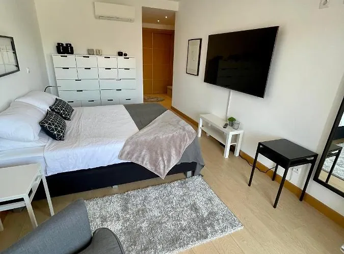 Beach Condo Porto Mos